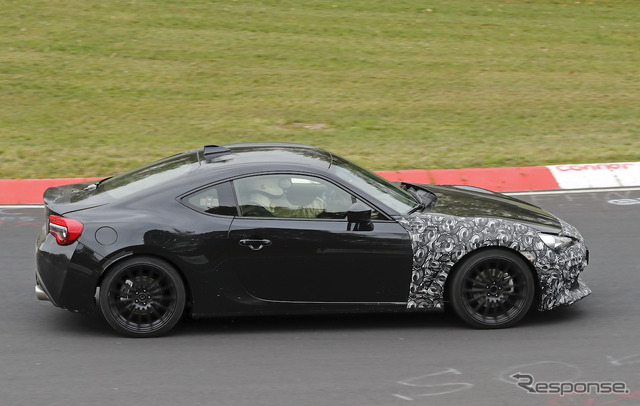 スバル BRZ 改良新型プロトタイプ(スクープ写真)
