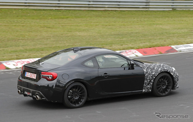 スバル BRZ 改良新型プロトタイプ(スクープ写真)