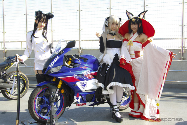 ヤマハYZF-R25×アズールレーン(東京モーターショー2019)