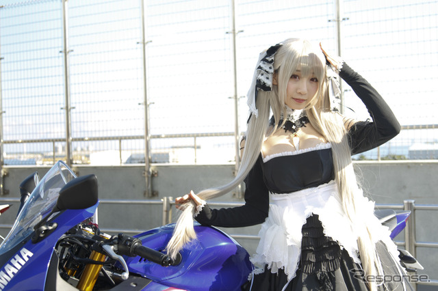 ヤマハYZF-R25×アズールレーン(東京モーターショー2019)