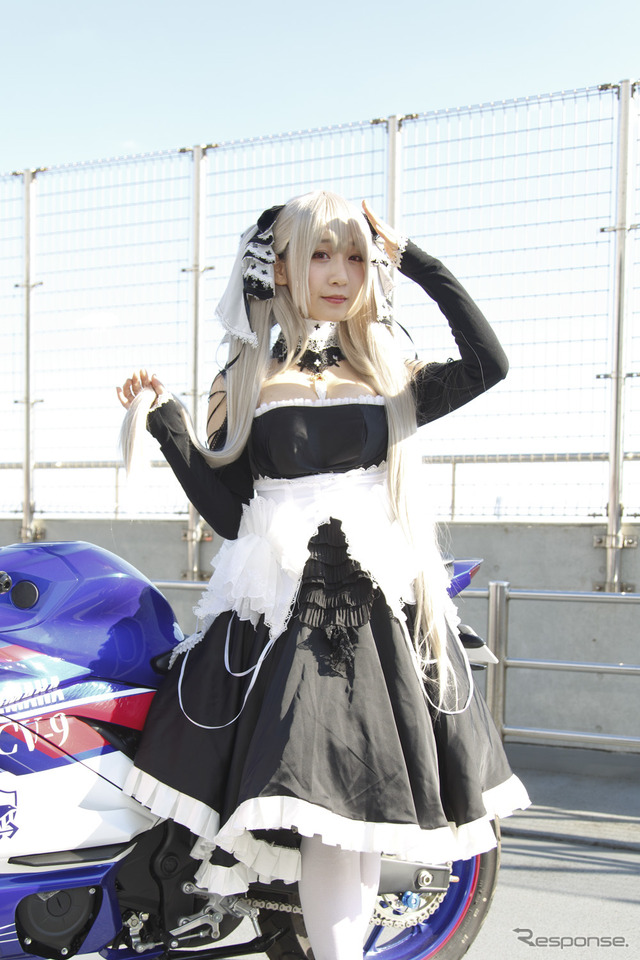 ヤマハYZF-R25×アズールレーン(東京モーターショー2019)