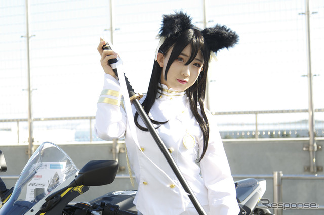 ヤマハYZF-R25×アズールレーン(東京モーターショー2019)
