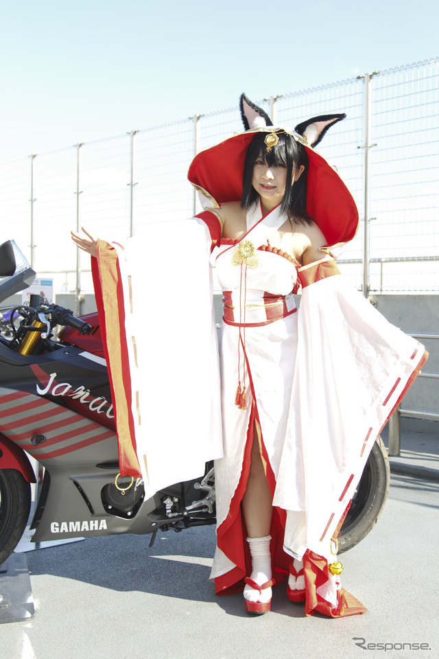 ヤマハYZF-R25×アズールレーン(東京モーターショー2019)