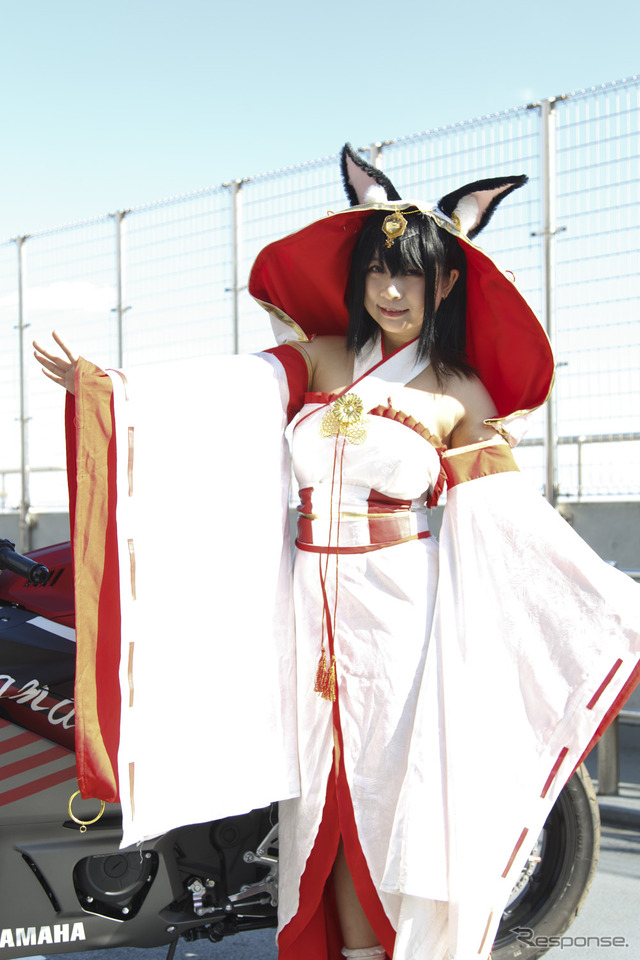 ヤマハYZF-R25×アズールレーン(東京モーターショー2019)