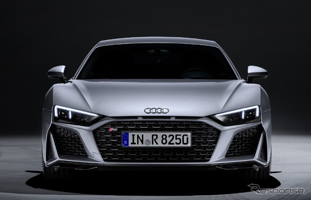 アウディ R8 V10 RWD クーペ