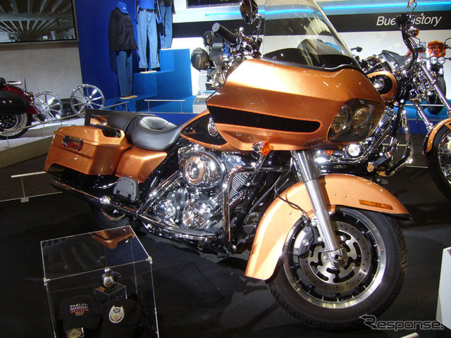 【東京モーターサイクルショー08】ハーレーは105周年記念車を用意