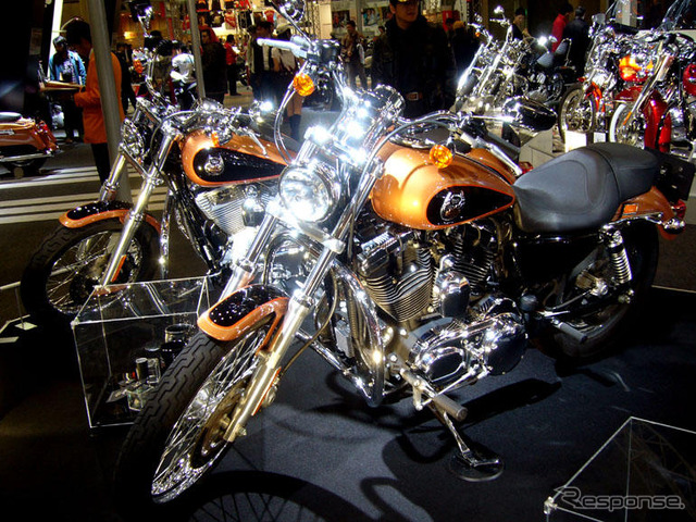 【東京モーターサイクルショー08】ハーレーは105周年記念車を用意