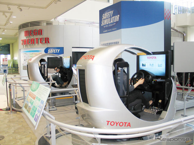 セーフティシミュレーターで最新安全技術を体感