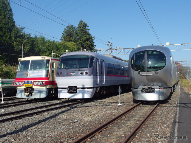 向かって左から5000系、10000系、001系（西武秩父線開通50周年記念車両基地まつり in 横瀬）。