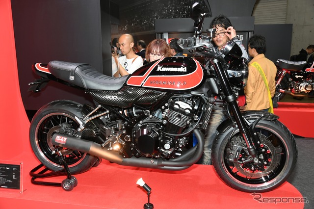 カワサキZ900RSのヨシムラカスタム(東京モーターサイクルショー2019)