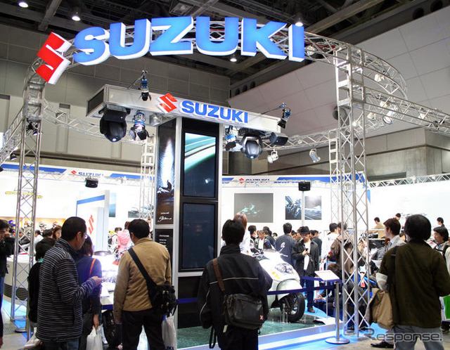 【東京モーターサイクルショー08】スズキ…参考出品車2台と鈴鹿8耐マシン