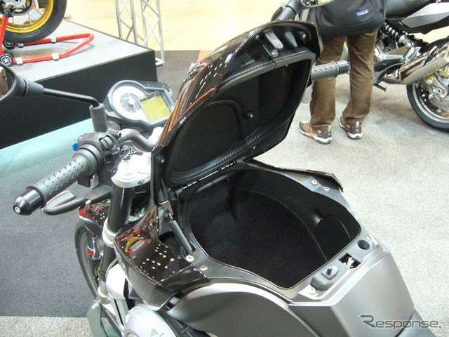 【東京モーターサイクルショー08】アプリリア、シーケンシャル7速AT車を発売へ