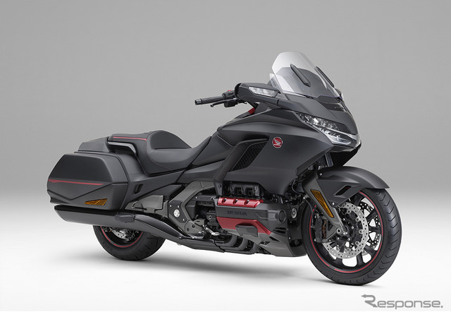 ホンダ ゴールドウイングDCT(マットバリスティックブラックメタリック)