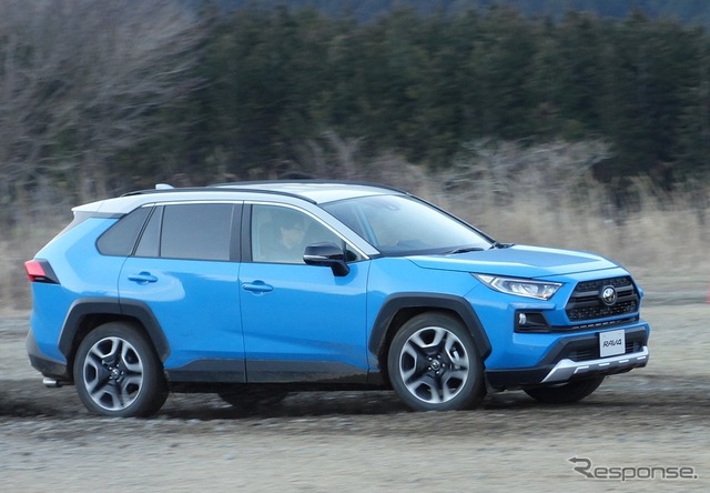 トヨタ RAV4