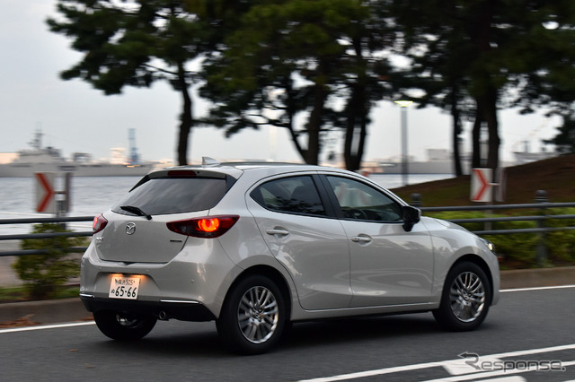 マツダ2 15S PROACTIVE(4WD、AT)