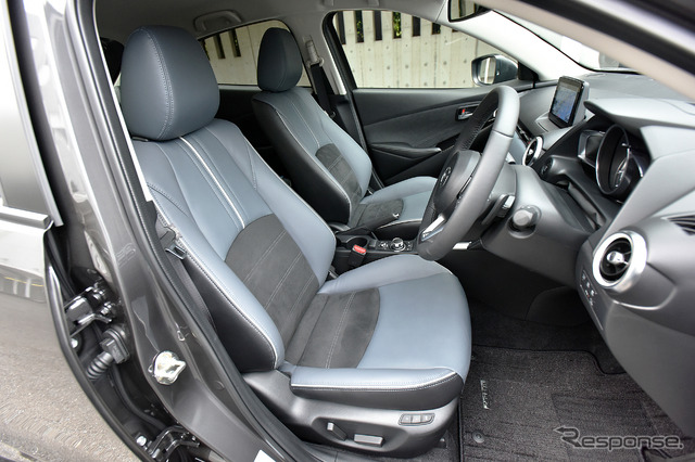 マツダ2 XD L Package(4WD、AT)