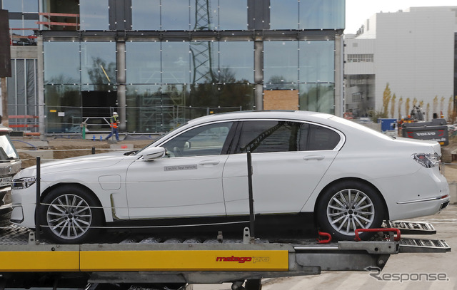 BMW 7シリーズEV(i7)開発車両スクープ写真