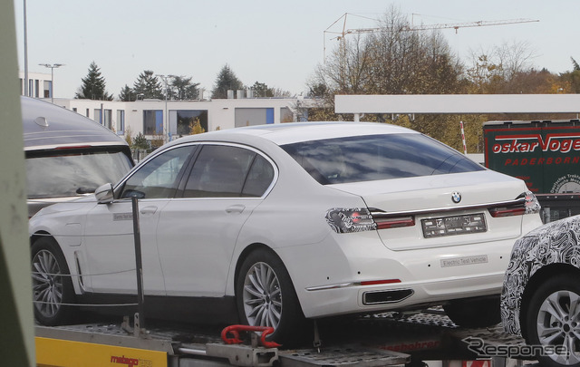 BMW 7シリーズEV(i7)開発車両スクープ写真