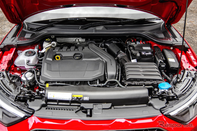 アウディ A1スポーツバック 新型(A1 Sportback 35 TFSI advansed)