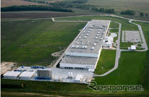 ブリヂストン、ハンガリーの新工場で開所式