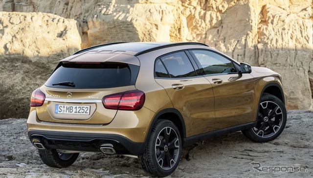 メルセデスベンツ GLA 現行型(参考画像)