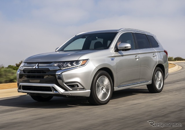 三菱 アウトランダー PHEV(米国仕様)