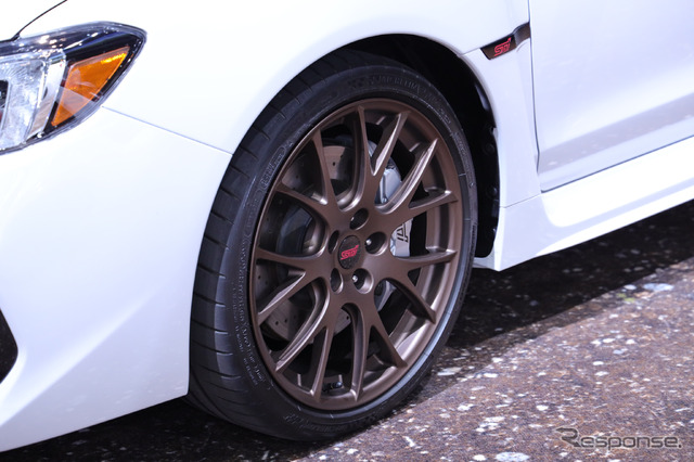 スバル WRX STI シリーズホワイト(ロサンゼルスモーターショー2019)