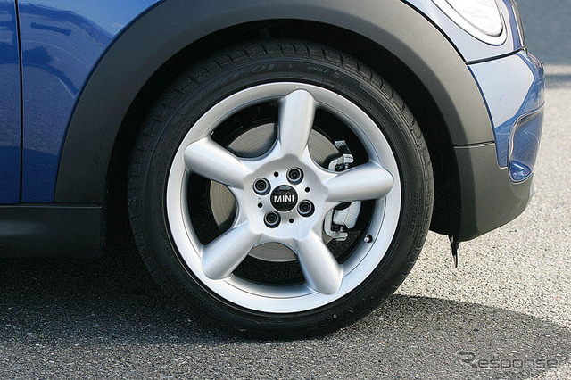 【MINI クラブマン 解説】マイルドなフットワーク