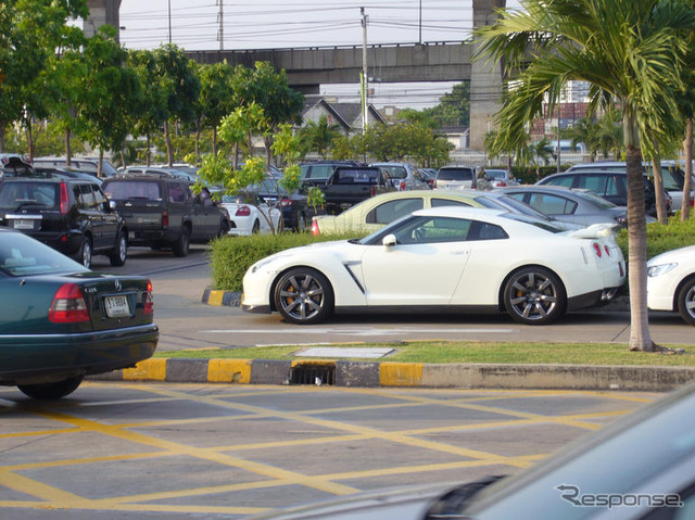 【バンコクモーターショー08】日産 GT-R がバンコクで!?…気が早い