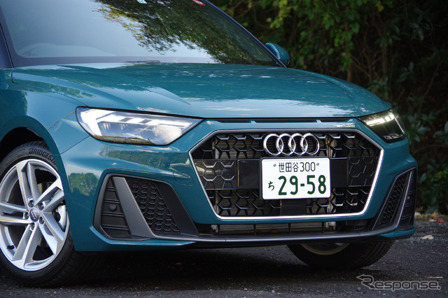 アウディ A1スポーツバック 新型(A1 Sportback 35 TFSI S-Line)