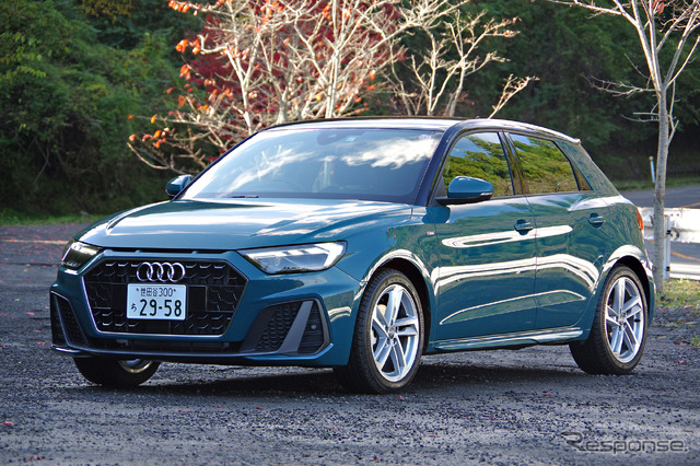 アウディ A1スポーツバック 新型(A1 Sportback 35 TFSI S-Line)