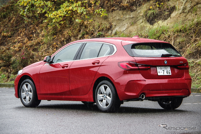 BMW 1シリーズ 新型(118i Play)
