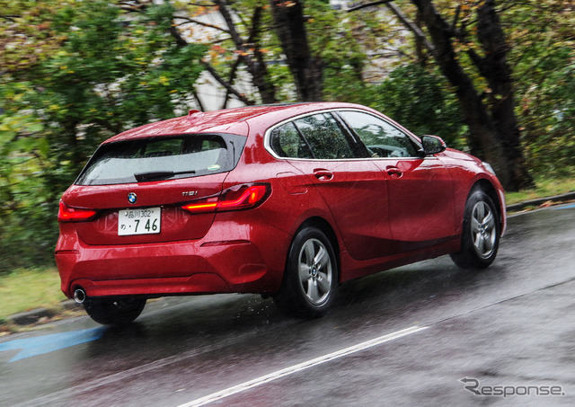 BMW 1シリーズ 新型(118i Play)