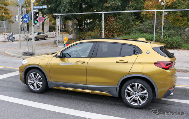 BMW X2 xDrive 25e 開発車両スクープ写真