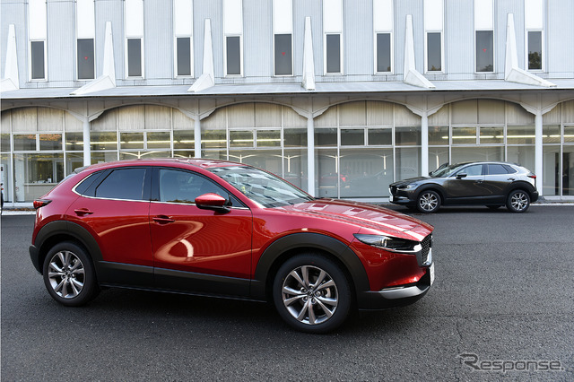 マツダCX-30
