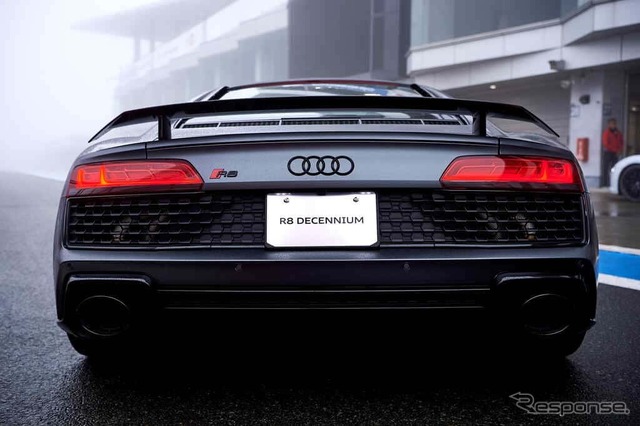 アウディ R8 Decennium(デセニウム)納車式