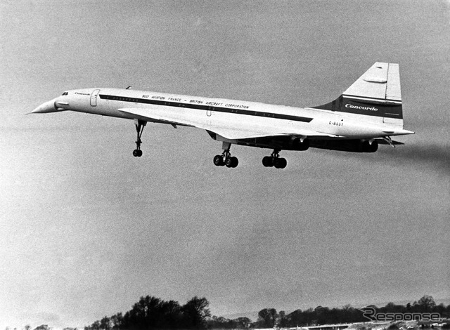 1969年4月9日、ブリストルを飛び立つコンコルド002号機(プロトタイプ、イギリス製1番機)の処女飛行