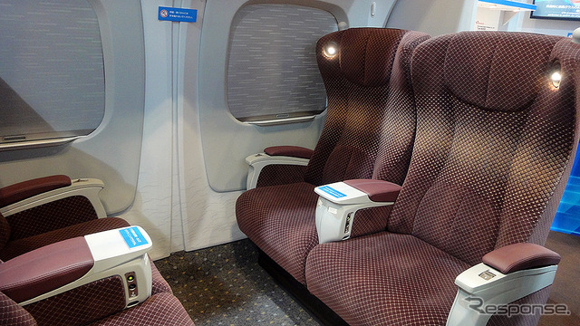 日本車輌製造(JR東海グループ):N700S先行試作車 座席