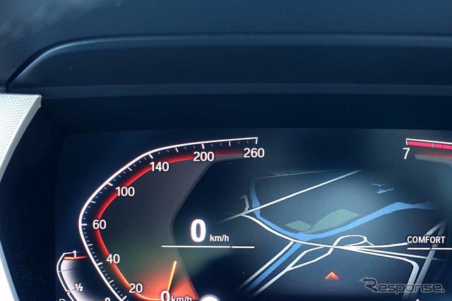 BMW 1シリーズ 新型(118i play)