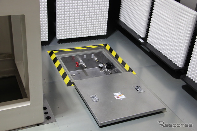固定型ダイナモメーター搭載電波暗室、EHV Chamber(UL Japan 鹿島EMC試験所)