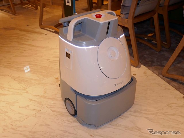 お掃除ロボット「Whiz」。ルートを一度学習させれば、あとは自動的にそのコースをたどる