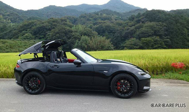 マツダ ロードスターRF 妖艶なバックスタイルで異次元へ翔ぶ【愛車 File.06】