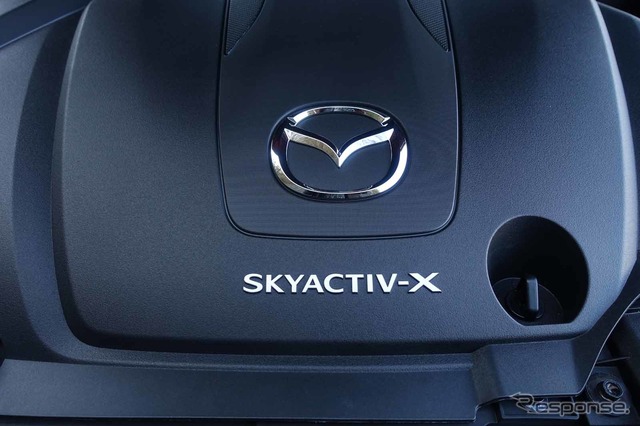 マツダ3 SKYACTIV-X(Lパッケージ)