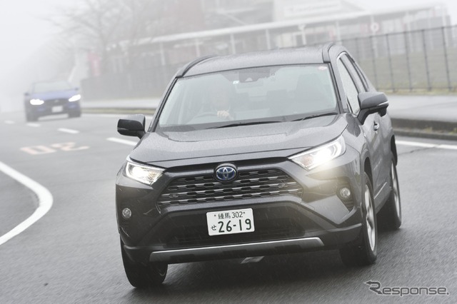 トヨタ RAV4