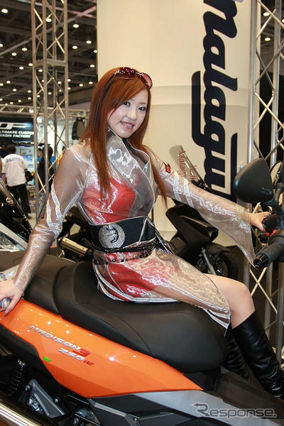 【東京モーターサイクルショー08】コンパニオン写真蔵…マラグーティ