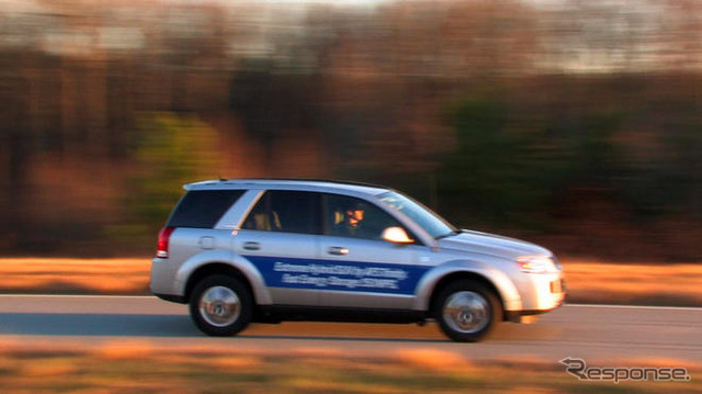 究極のハイブリッド車、アメリカ横断へ…64km/リットル