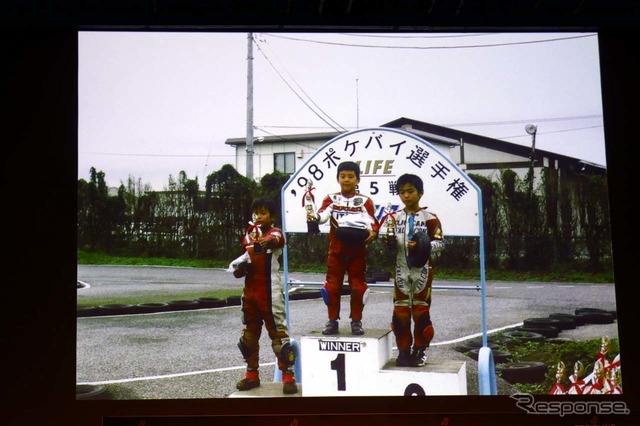 中上(中央)はポケバイのレースで頭角を現し、レース経験では3人の中で最も長い