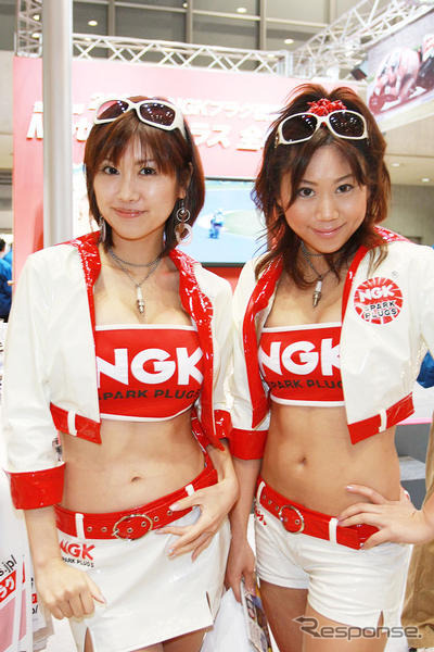 【東京モーターサイクルショー08】コンパニオン写真蔵…NGK スパークガールズ