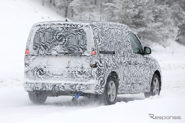 VW キャディ 次期型(スクープ写真)