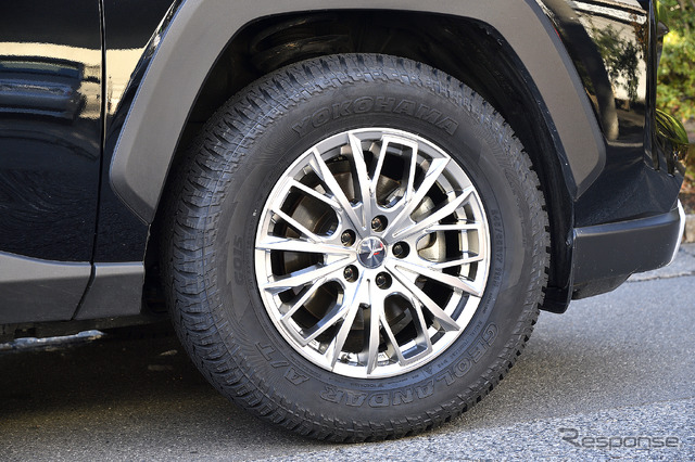 レアマイスター L-Fファースト 装着サイズ:17×7.0J +35 5H-114.3 カラー:クロームハイパーシルバー(新色) 装着タイヤサイズ: 245/65R17